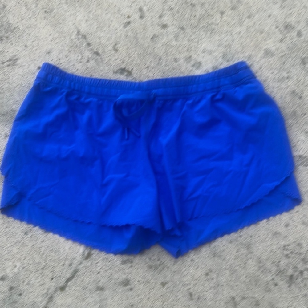 Lululemon Hi It Short Cerulean Blue Scalloped Hem Shorts Women's Size 10 - Picture 2 of 9